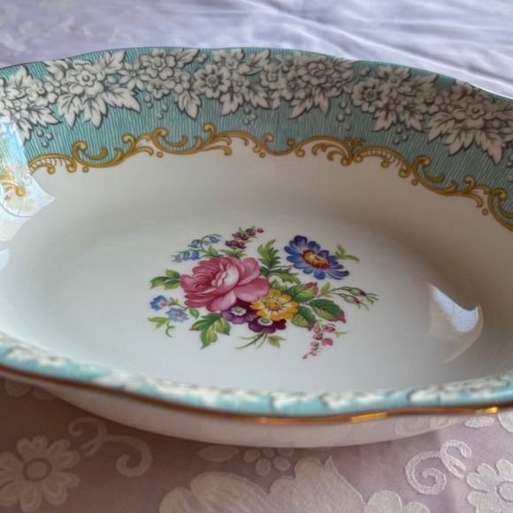 Royal Albert Enchantment Oval Vegetable Bowl - Picture 1 of 6